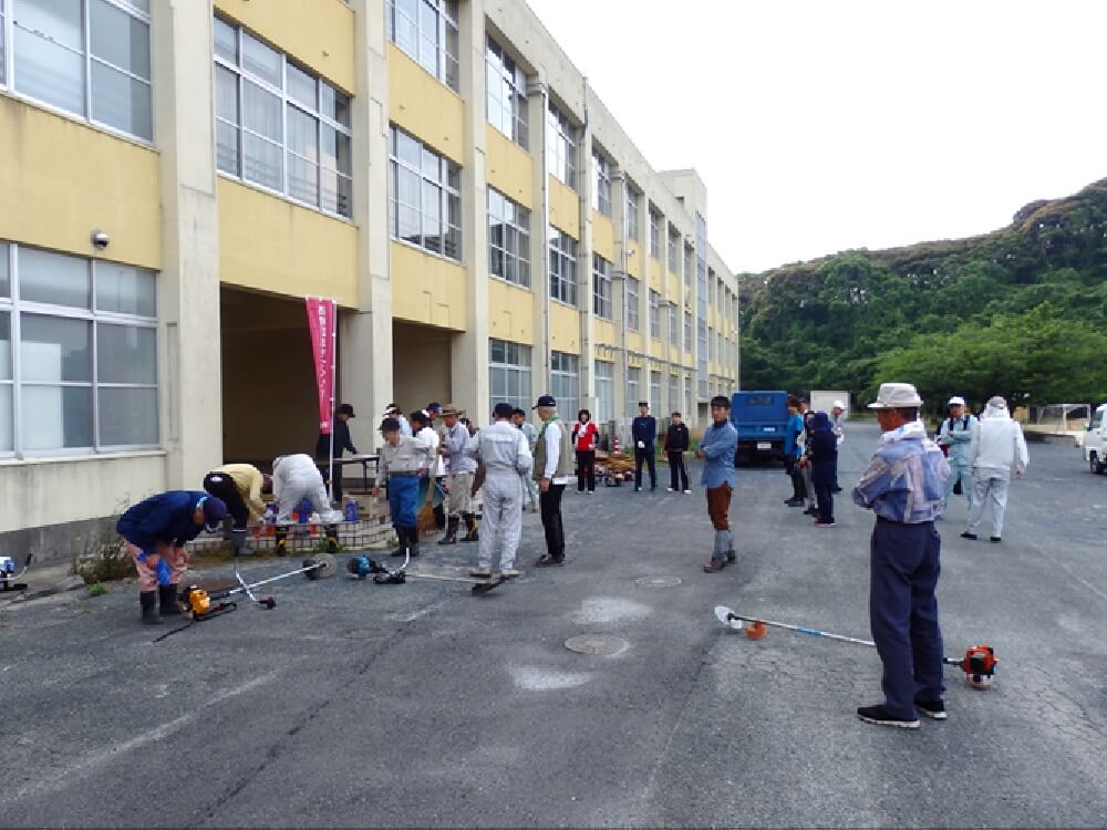 朝、7時より開会式、会長あいさつ