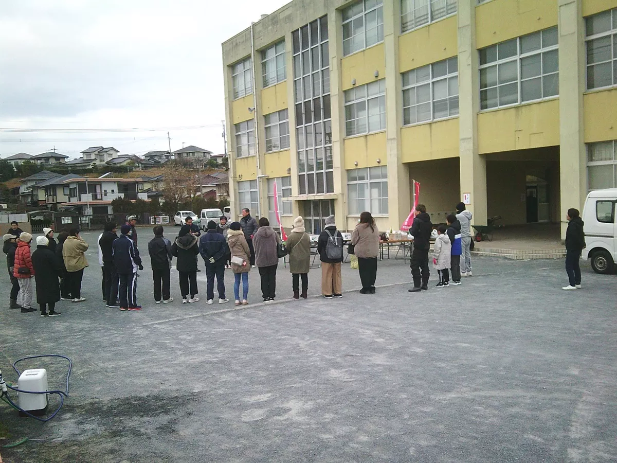 集合、ミーティングの様子